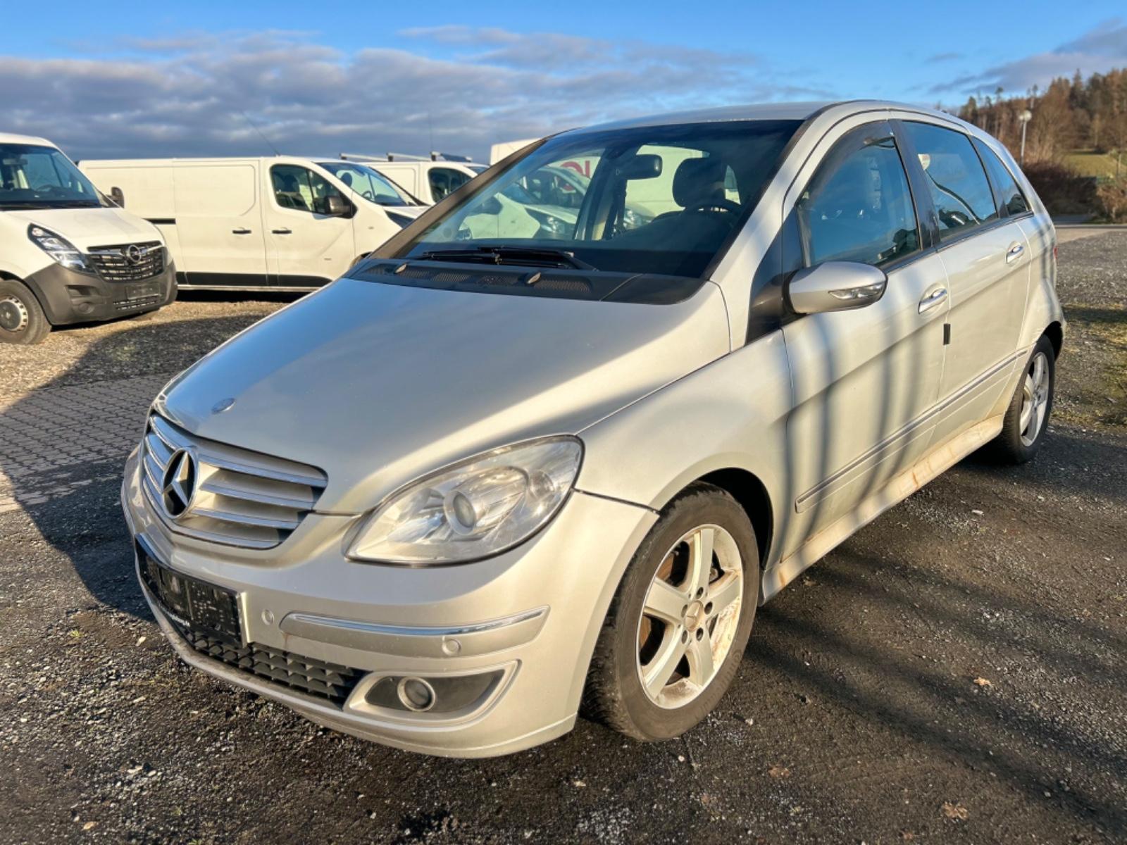 Mercedes-Benz B 200  Turbo *KLIMAAUTOMATIK *MOTORSCHADEN