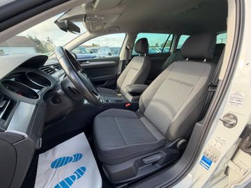 Volkswagen Passat Variant - 8