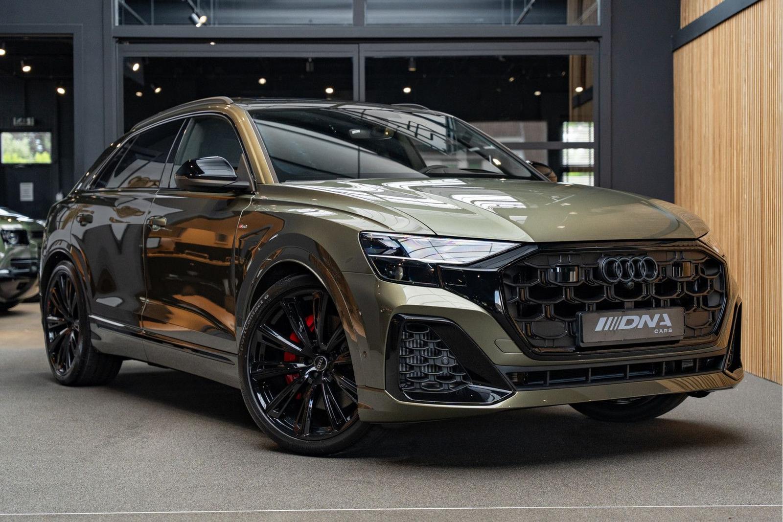 Audi Q8 60 TFSI e Competition Oakgreen Pano Massage B