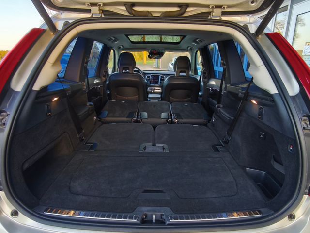 Volvo XC90 Momentum AWD*Vollausstattung*AHK*7-Sitzer*