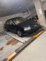 Audi A6 3.0 - - Audi A6 aus 2002: 3.0