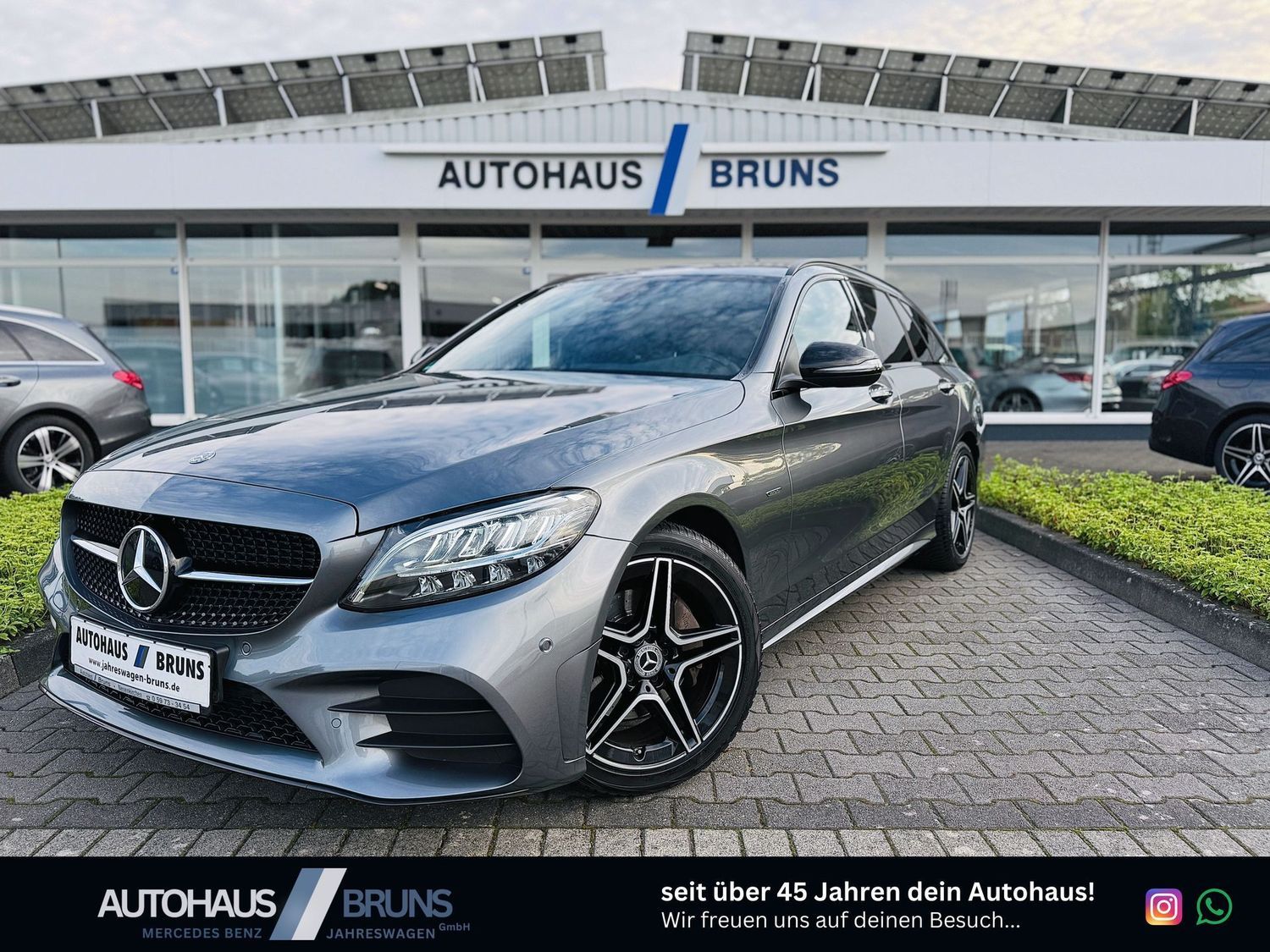 Fahrzeugabbildung Mercedes-Benz C 220 T d AMG NIGHT Edition - AHK schw., Distron