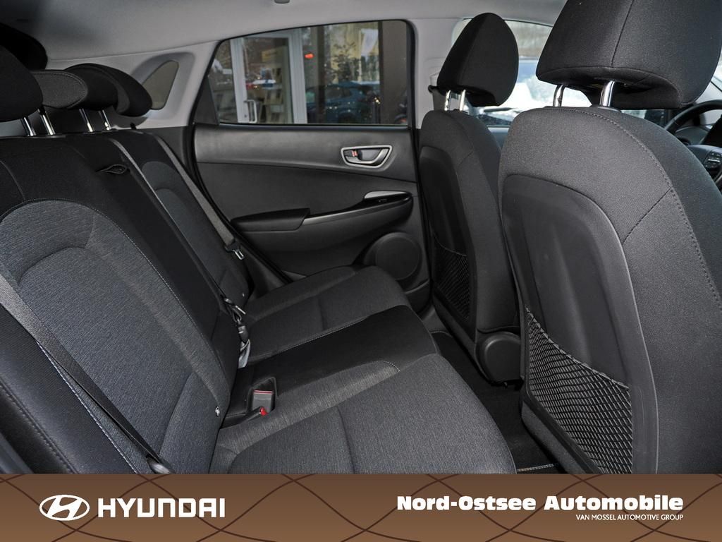 Fahrzeugabbildung Hyundai KONA EV Advantage ACC AUT Kam. KlimaA LM Navi