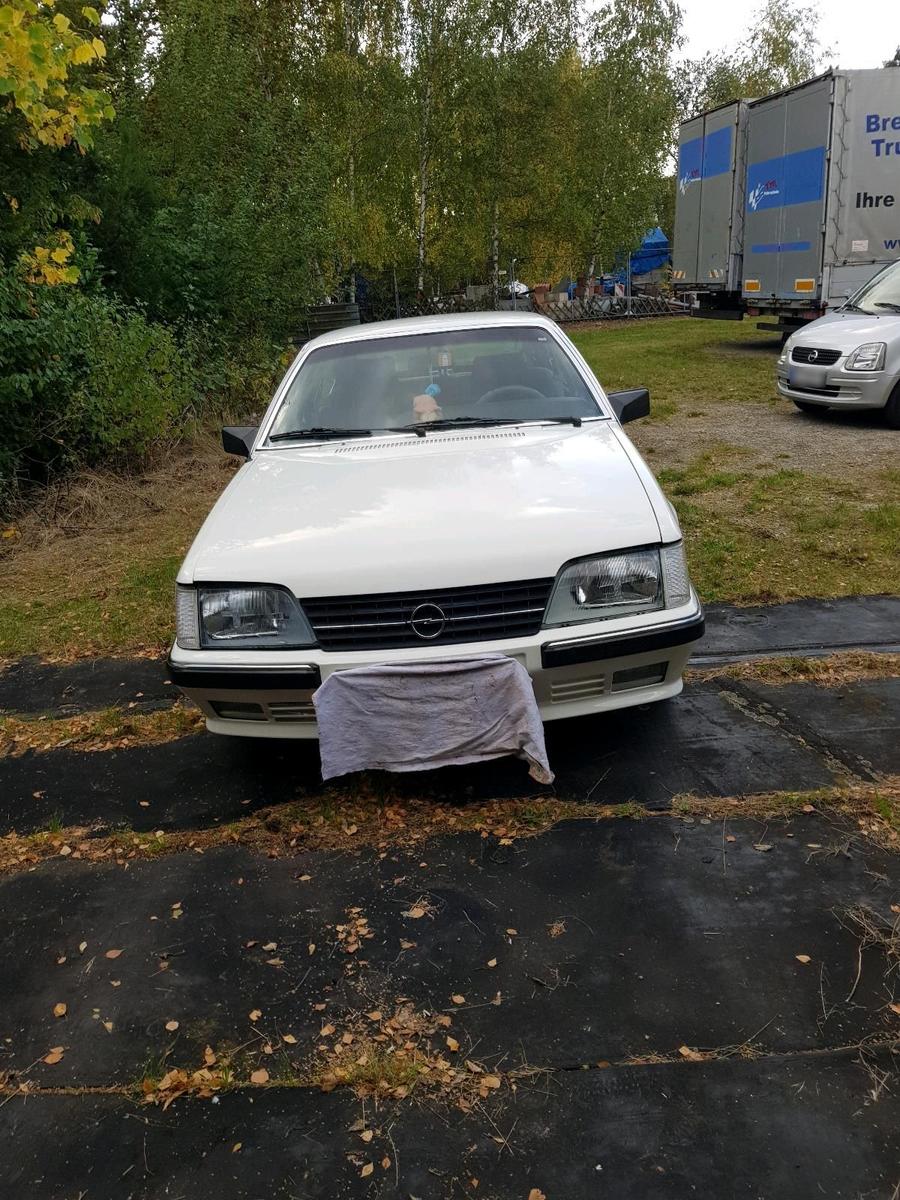 Opel Monza