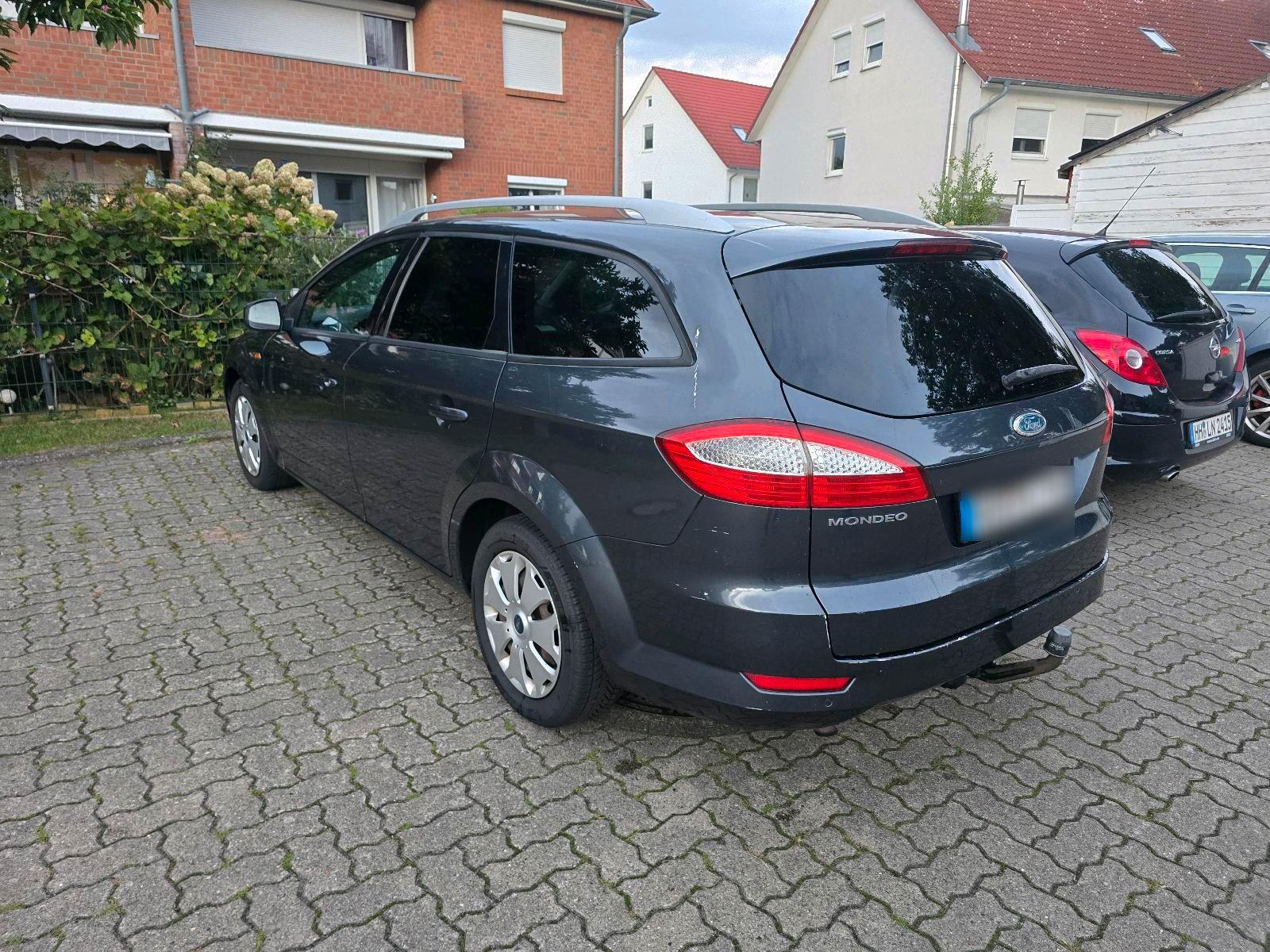 Ford Mondeo 2008 — rear view