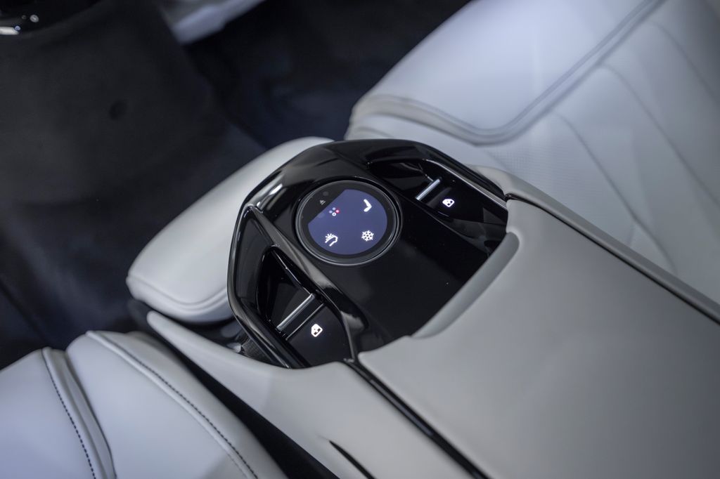 Purosangue BLACK/WHITE FULL CARBON PANORAMIC - Bild 27