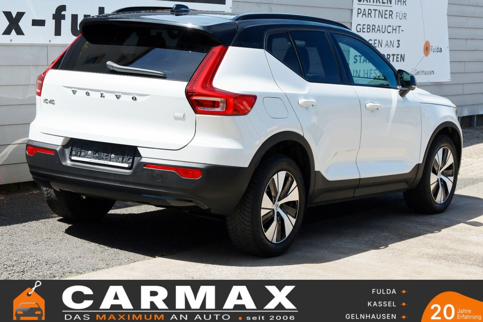 Fahrzeugabbildung Volvo XC40 T5 Recharge R Design Leder,Navi,PanDach,360