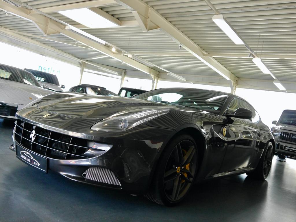 Ferrari FF