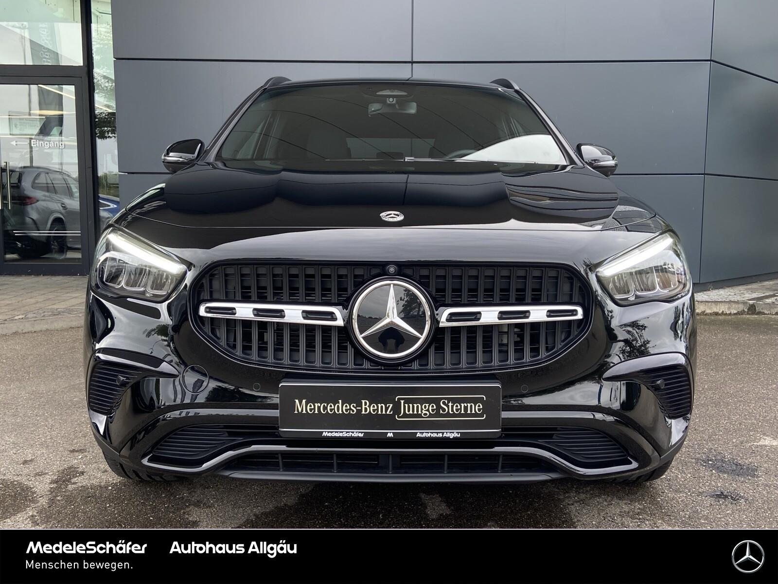 Mercedes-Benz GLA Night Distr AHK PanoSD KeylGO Sound 360, миниатюра 2