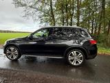 Mercedes-Benz GLC 250 d 4MATIC Autom. - - Mercedes-Benz: Firmenfahrzeug