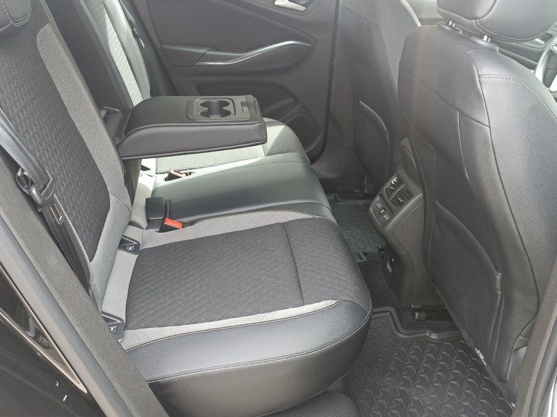 Fahrzeugabbildung Opel Grandland X 1.2 Turbo Innovation Aut.