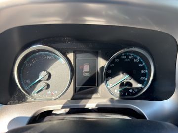 Toyota RAV 4 - 11
