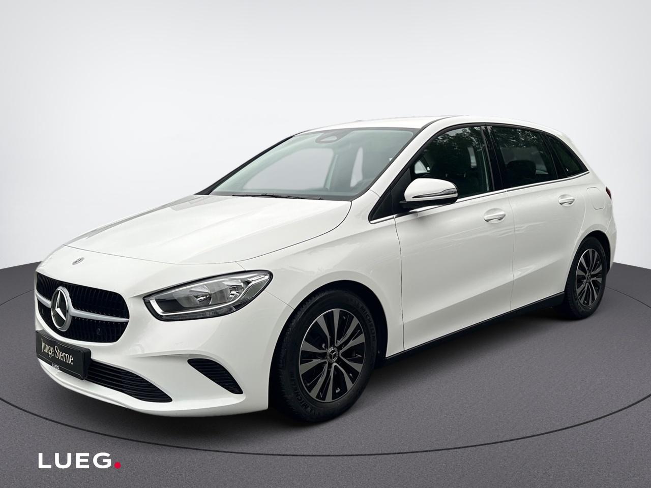 Mercedes-Benz B 180 NAVI+RÜCKFKAM+LM+LIVE TRAFFIC+KLIMAAUTOM