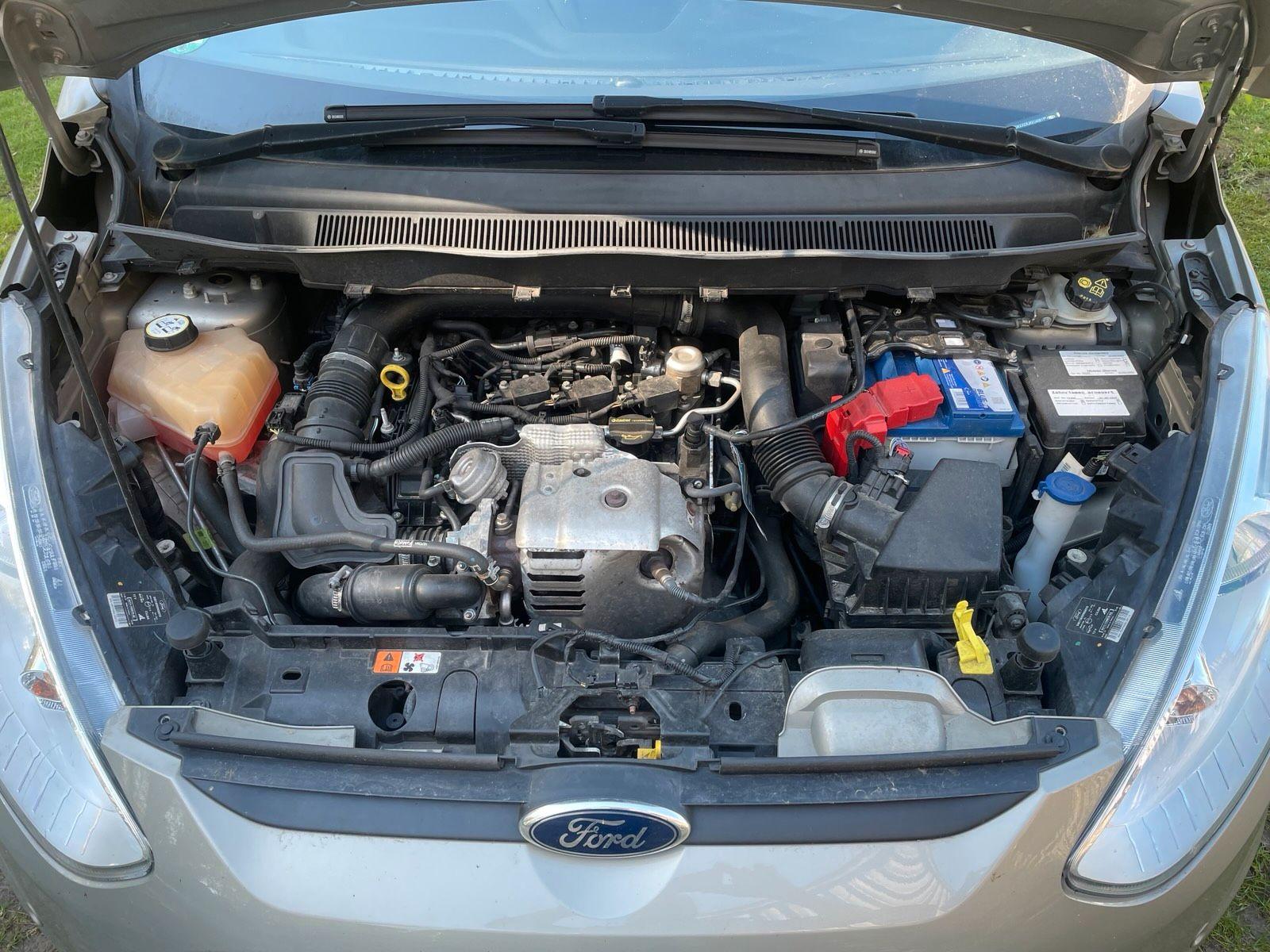 Ford B-MAX 2014 — photo 10