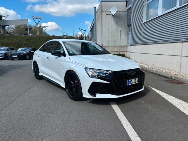 AUDI RS3 2.5 TFSI S tronic quattro - Limousine