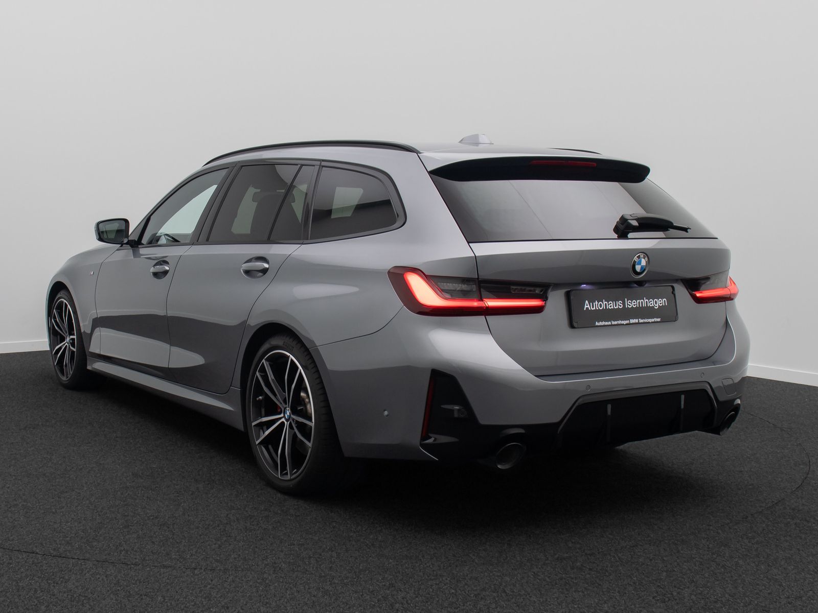 Fahrzeugabbildung BMW 330d xD M Sport DAB 360&deg; Panorama H/K HUD 19Zoll