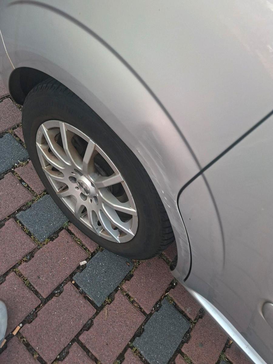 Opel Zafira 2010 — photo 8