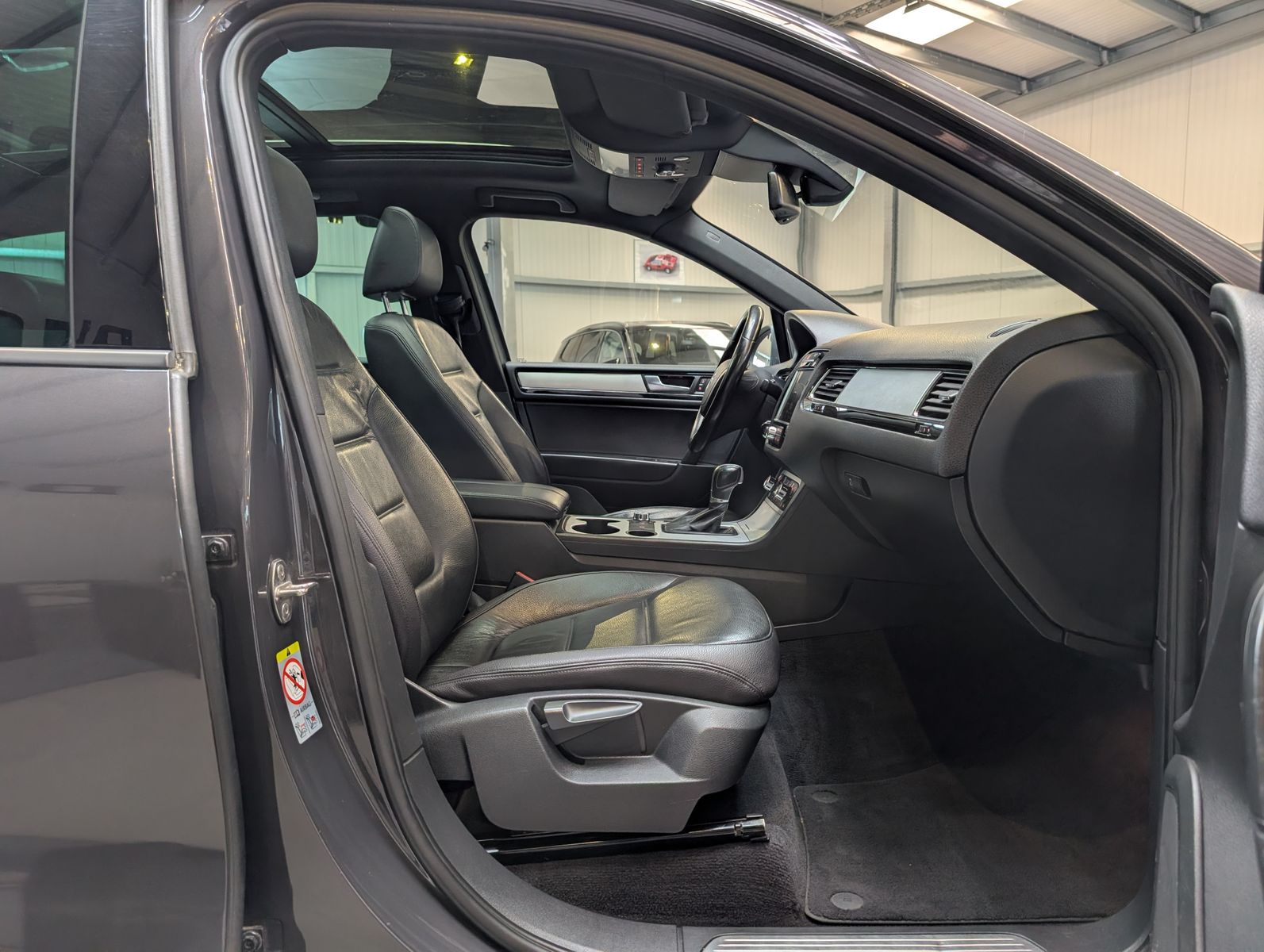 Fahrzeugabbildung Volkswagen Touareg 3.0 TDI BMT StandHzg. Cam Pano ACC AHK