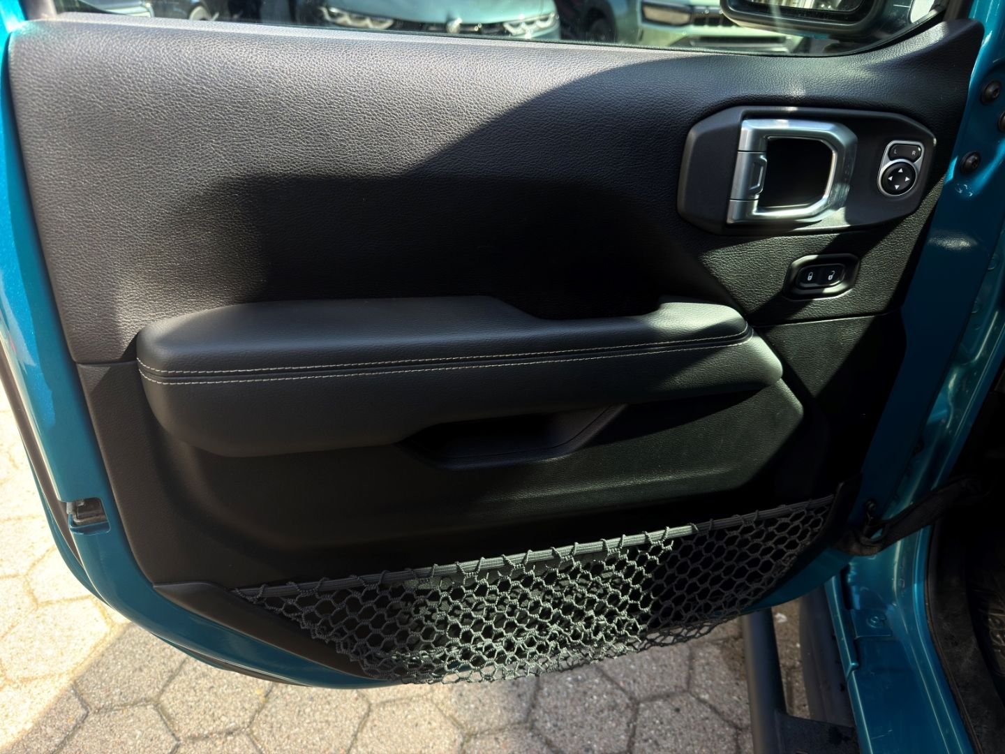 Fahrzeugabbildung Jeep Wrangler Unlimited Sahara 2.2 CRDi EU6d-T UMBAU
