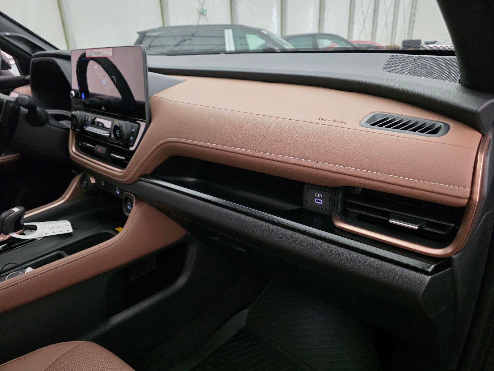 Fahrzeugabbildung Toyota GRAND Highlander Platinum Max T1: 68.000 EURO