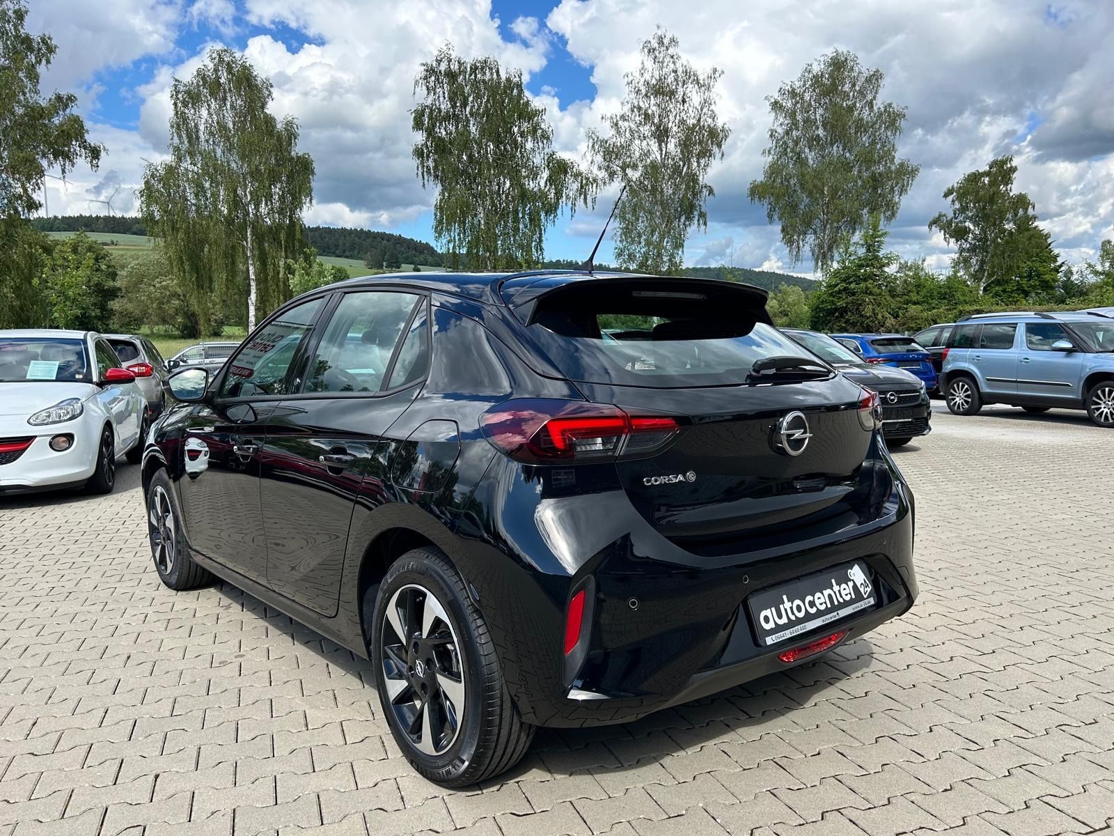 Fahrzeugabbildung Opel Corsa GS Line°50 kWh°LED°Leder°1.Hand°