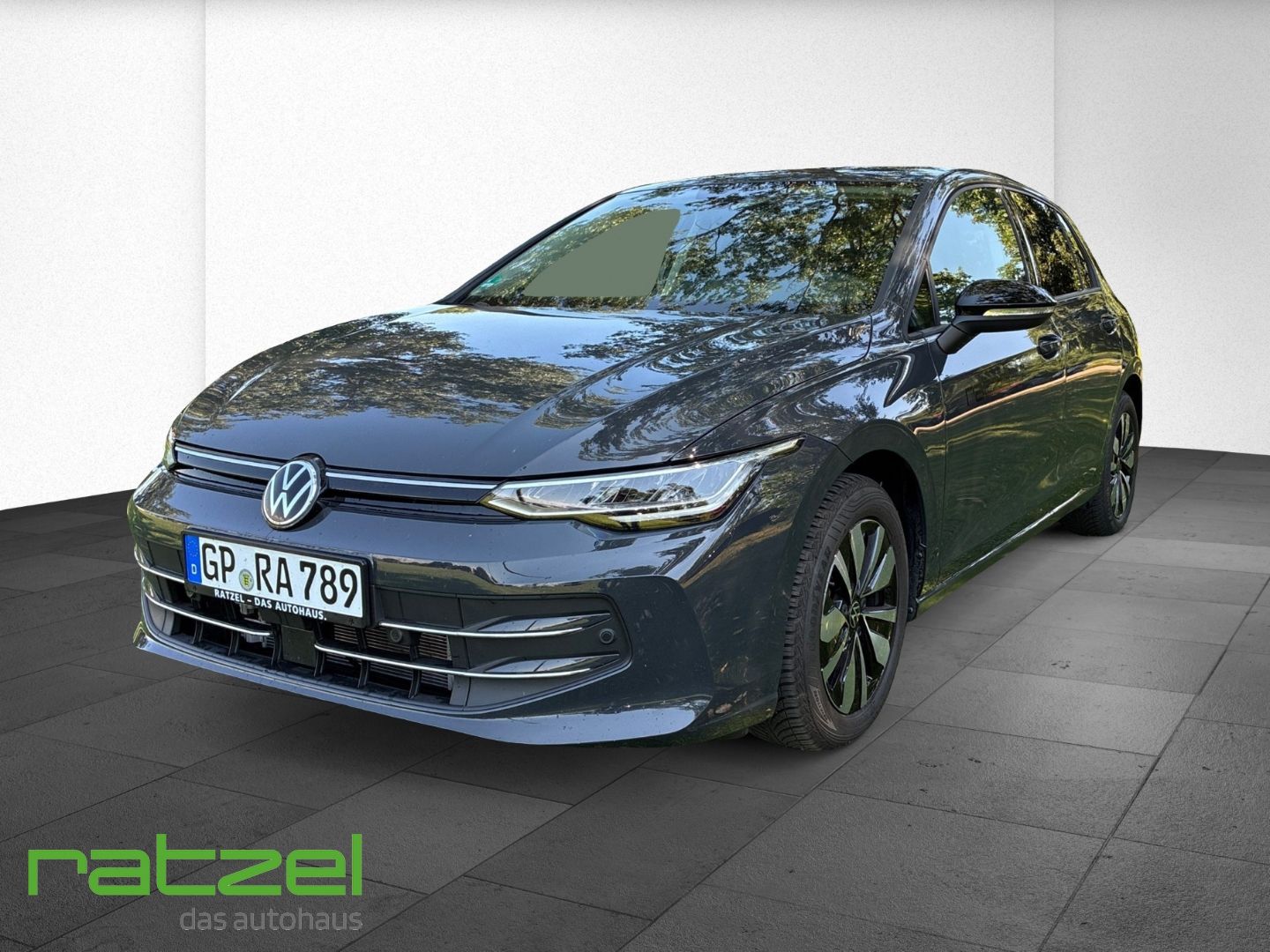 Fahrzeugabbildung Volkswagen Golf VIII 1.5 TSI Goal Life Navi Digitales Cockp