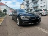 BMW F30 328i - BMW 328 aus 2012: 328i