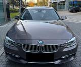 BMW 320 Baureihe 3 Lim. 320 i Automatik*Leder*Navi* - gebrauchte BMW 320 aus dem Jahr 2013