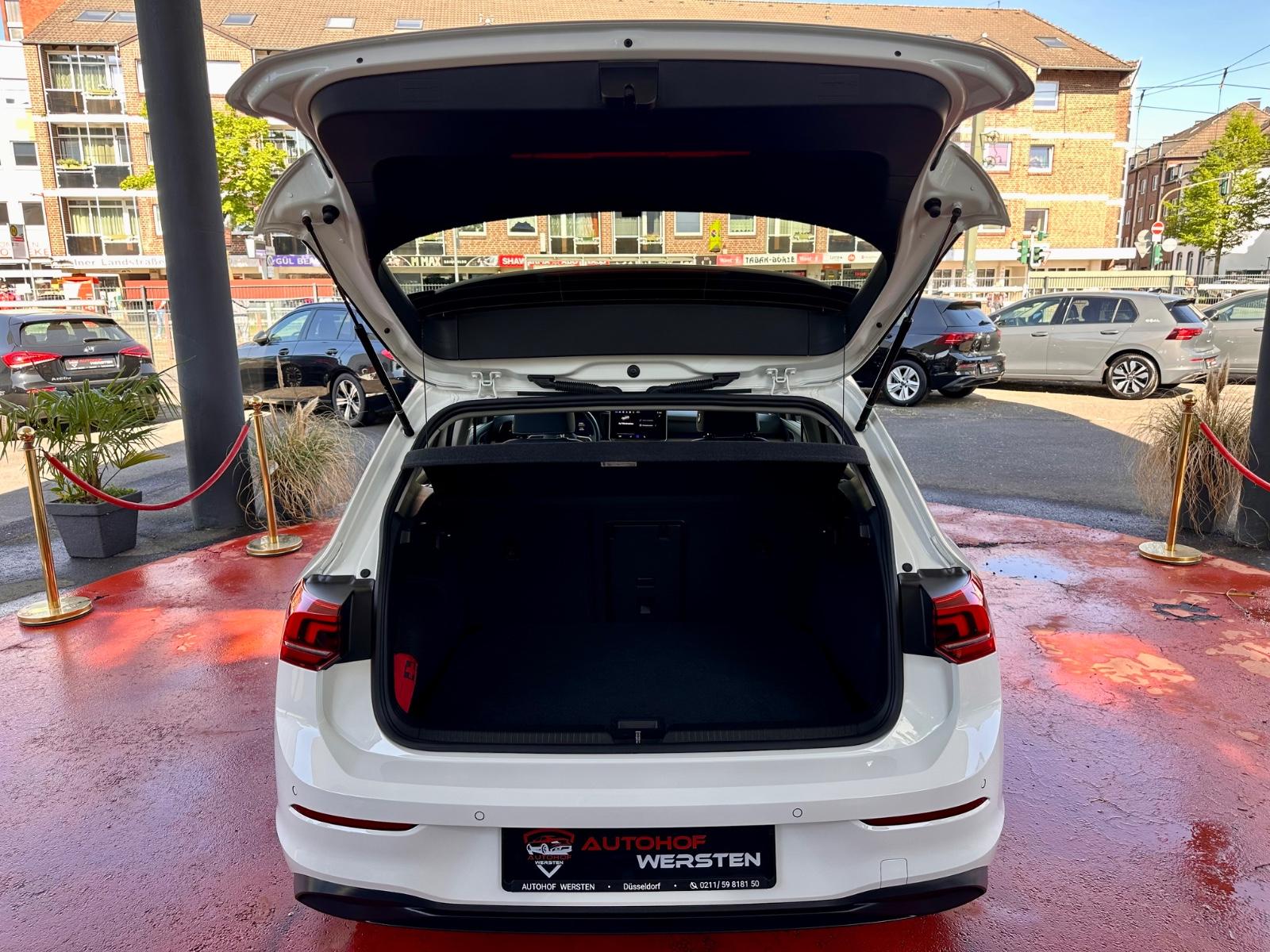 Volkswagen Golf VIII Lim. 1.5 eTSI 110 kW Life LED 1. Hand, миниатюра 29