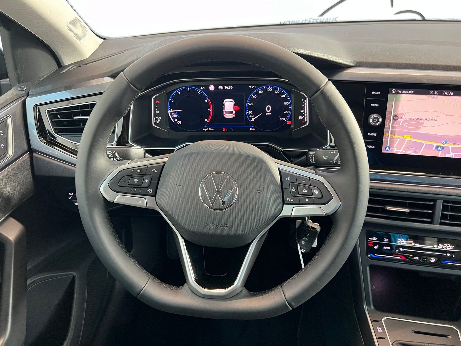 Fahrzeugabbildung Volkswagen Polo Style 1,0 TSI + IQ.Drive +Navigation+Kamera