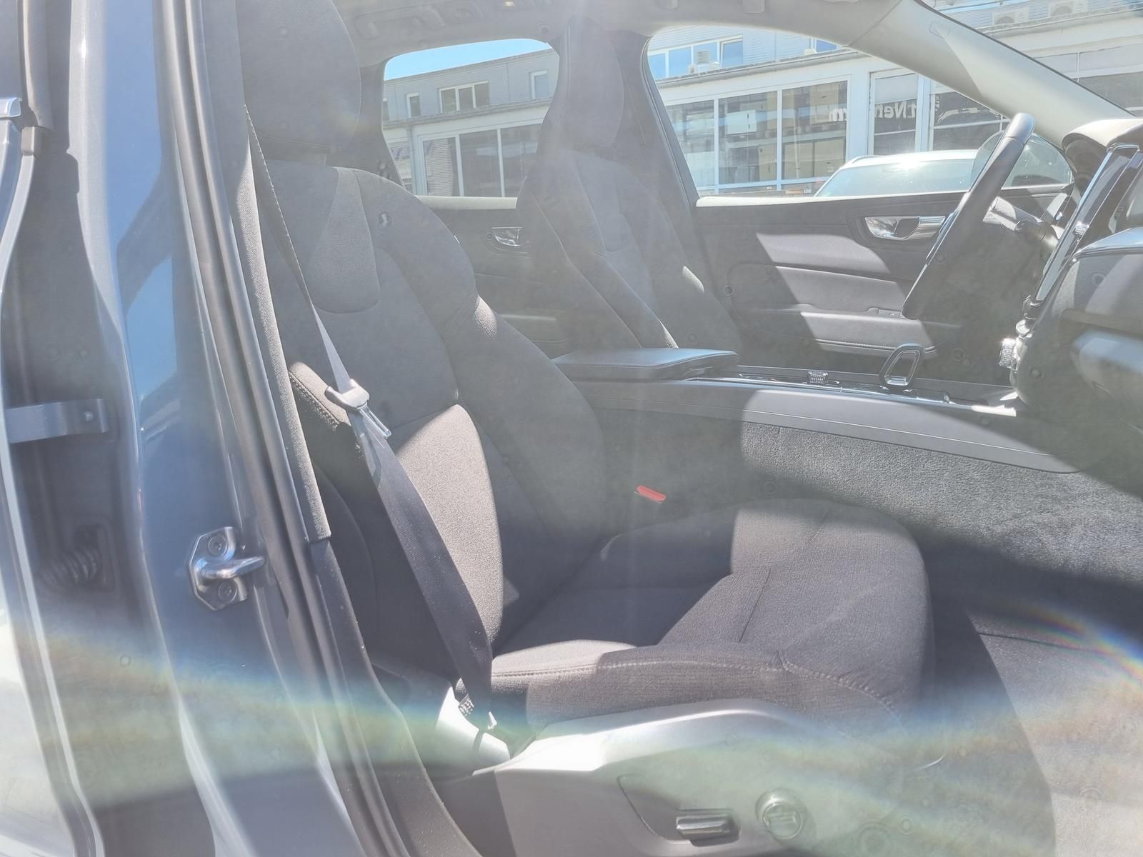 Fahrzeugabbildung Volvo XC60 T6 Recharge Inscription Expression