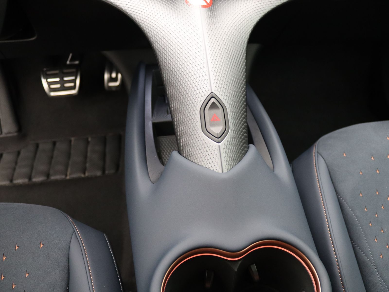 Cupra Tavascan - Bild 13