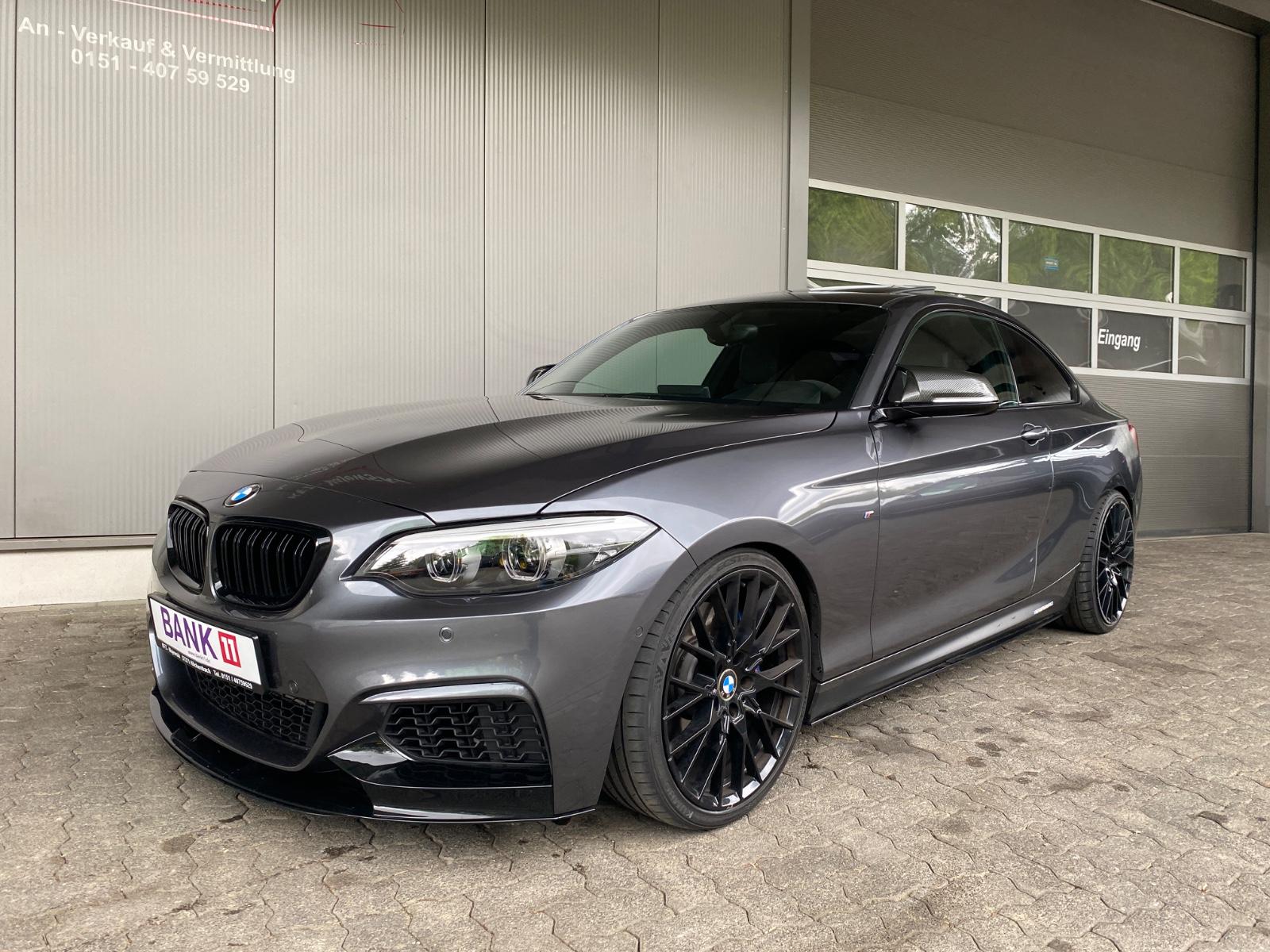 BMW M235