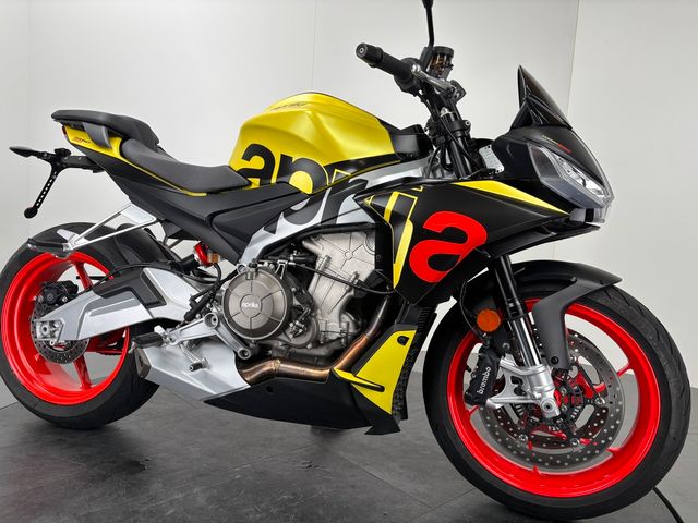 Aprilia TUONO 660 *NEUWERTIG *1. HAND