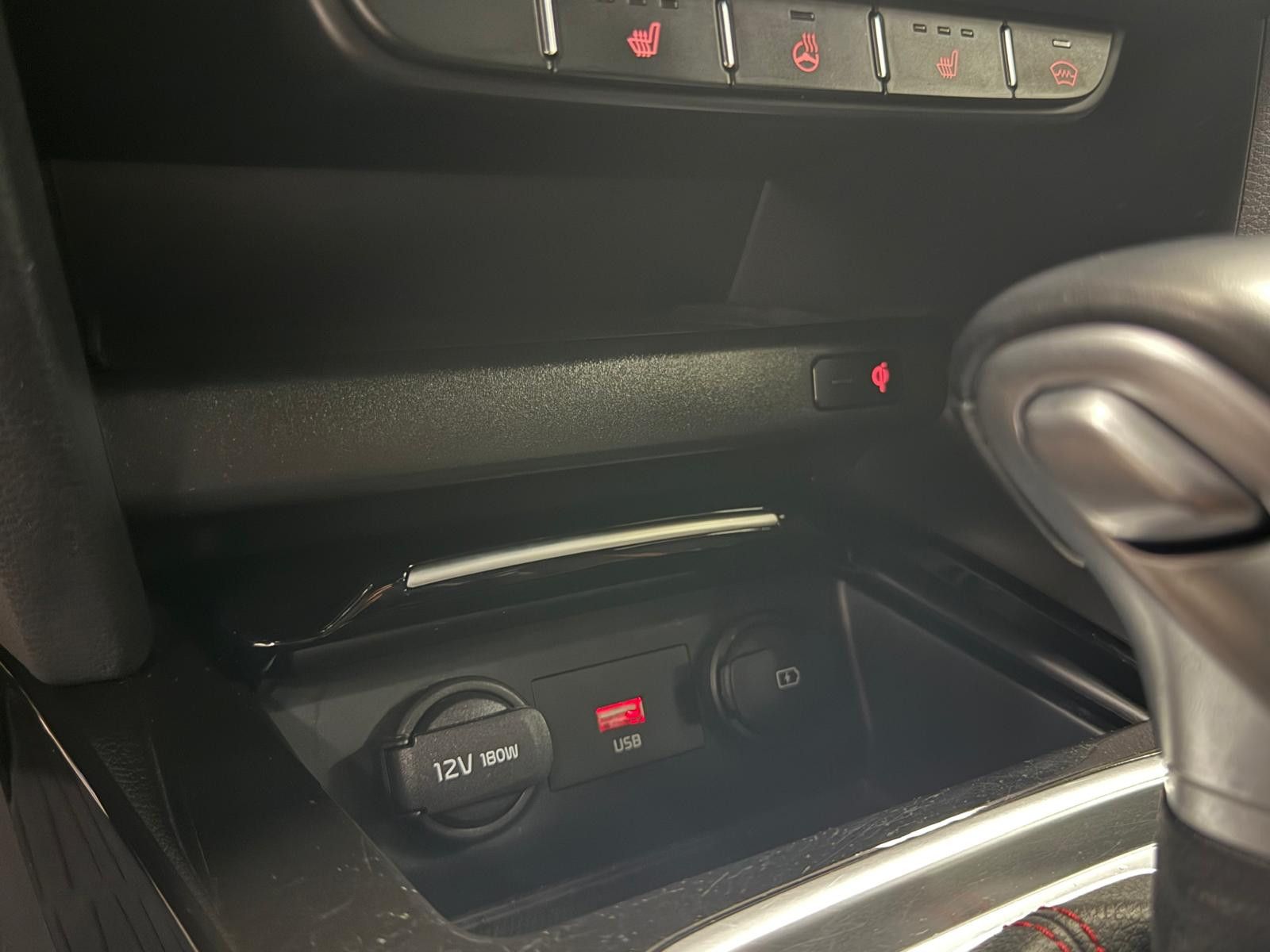 Fahrzeugabbildung Kia pro cee'd / ProCeed / LED / NAVI / SCHECKHEFT /