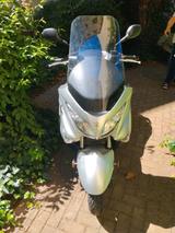 Suzuki Burgmannroller 125ccm - SUZUKI BURGMAN 125