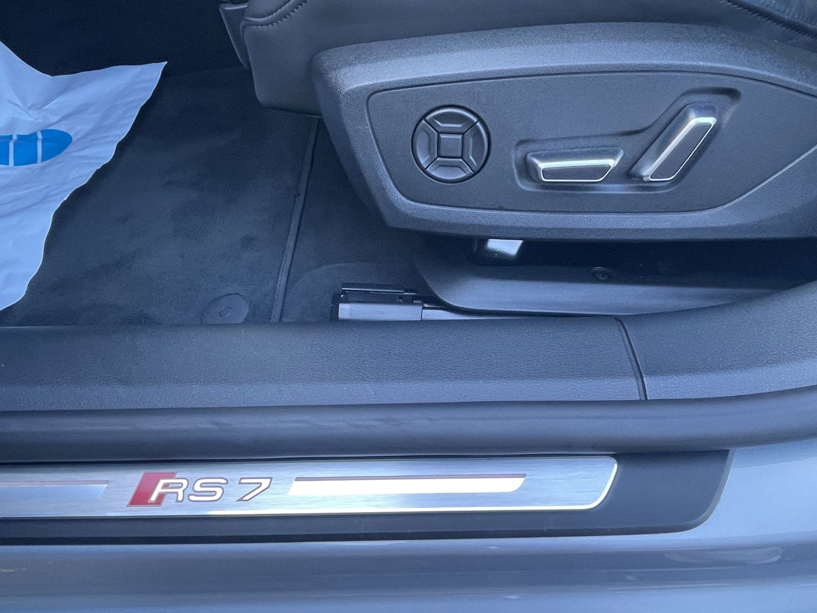 Audi RS7 - Bild 23