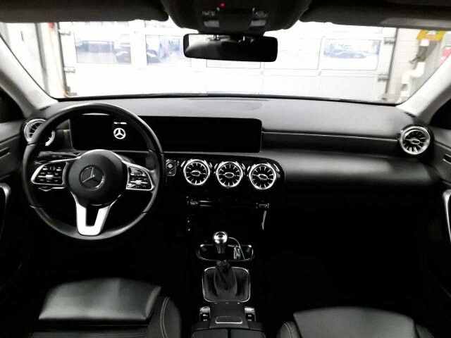 Fahrzeugabbildung Mercedes-Benz A 180 Progressive MBUX+LED+Ambiente+Carplay