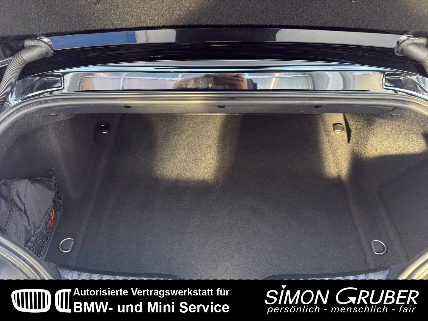 Fahrzeugabbildung BMW Z4 sDrive 20 i Advantage Leder Navi Live Prof