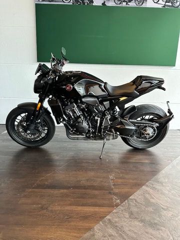 Honda CB 1000 R Black Edition 