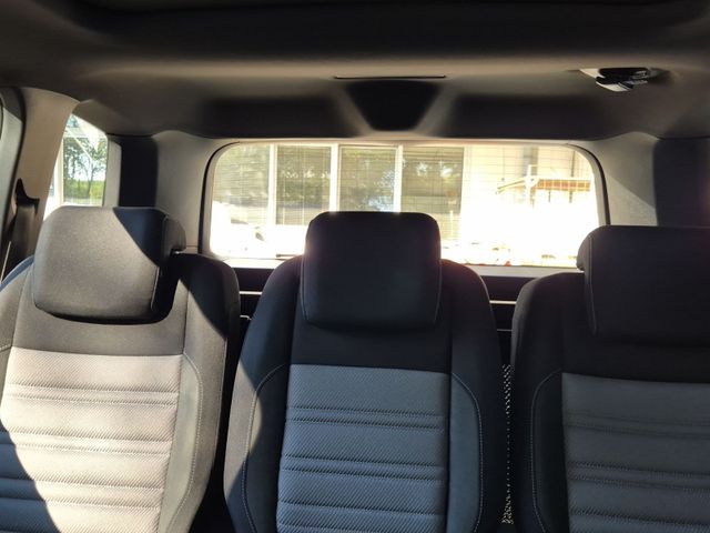 Touran Highline 1.5 TSI DSG,ACC,LED,Navi,PANO