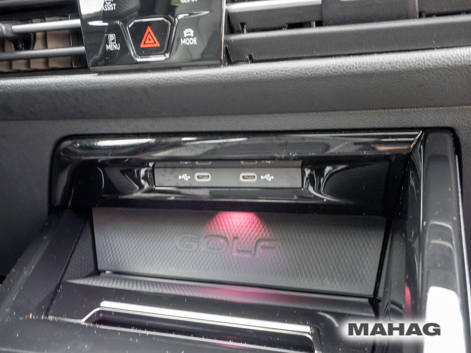 Volkswagen Golf VIII GTI 2.0 TSI Leder Pano IQ.Light Navi P, миниатюра 18