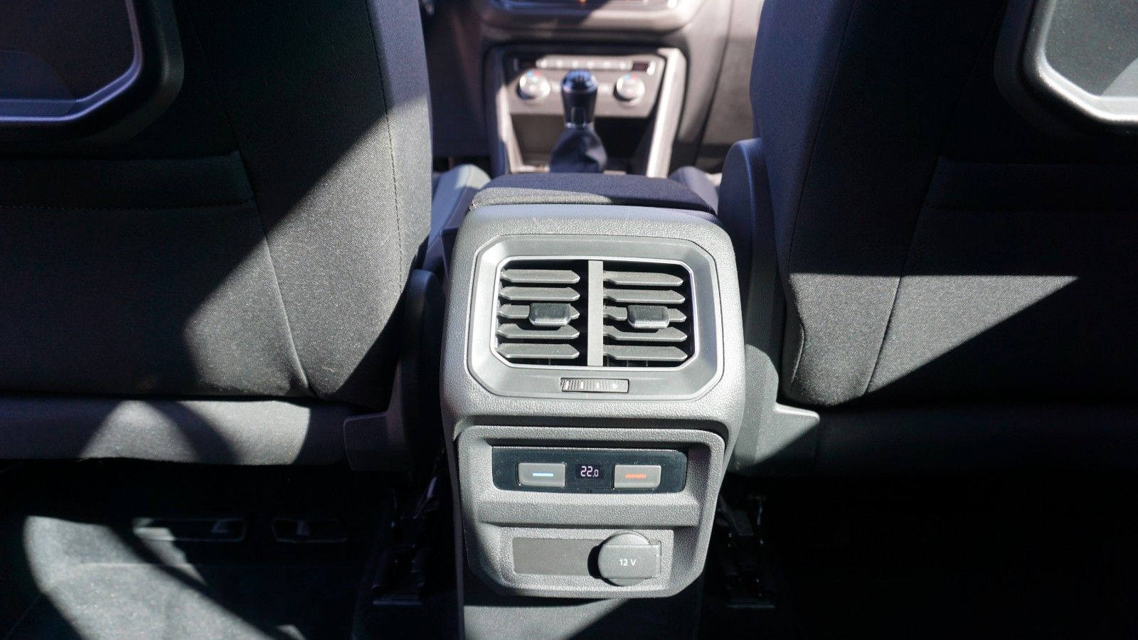 Fahrzeugabbildung Volkswagen Tiguan Comfortline BMT, LED,Navi,PDC, AHK el.