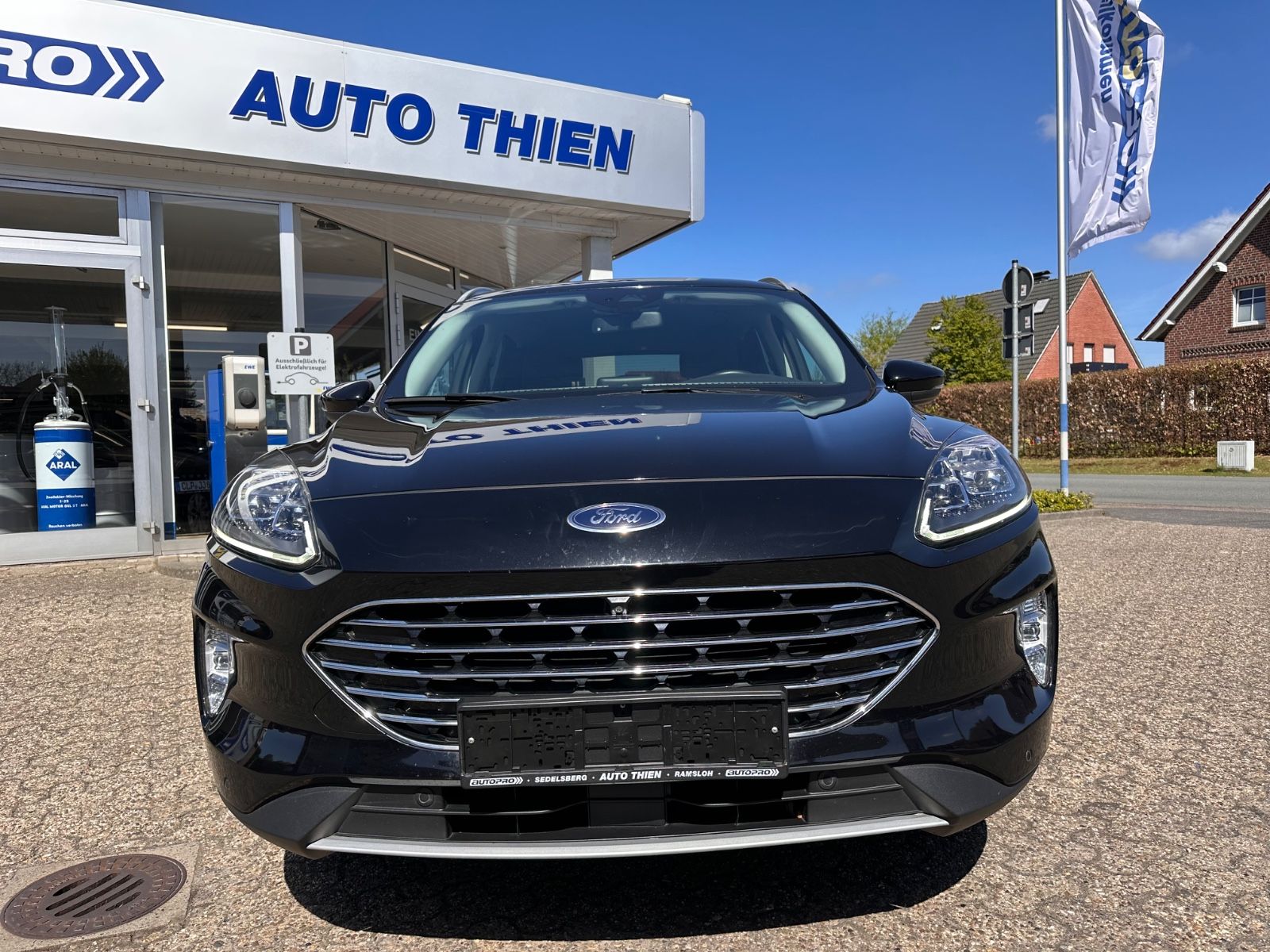 Fahrzeugabbildung Ford Kuga 2.0 EcoBlue Titanium X AHK/Navi/ACC/eHeck