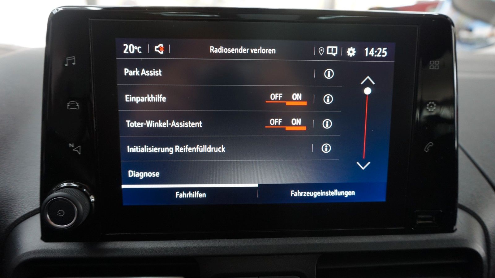 Fahrzeugabbildung Opel Life E Innovation 5,5 L. durch. Verbrauch