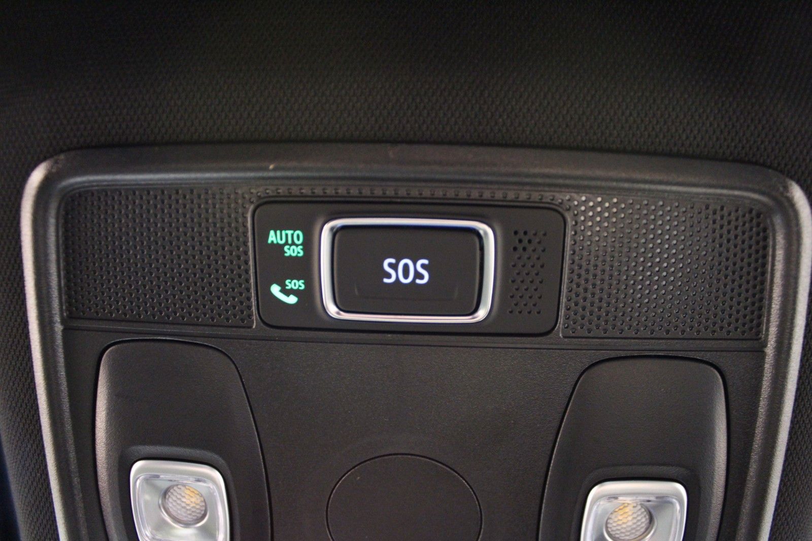 Fahrzeugabbildung Renault Arkana Mild Hybrid 160 EDC R.S. Line*Fast Track*