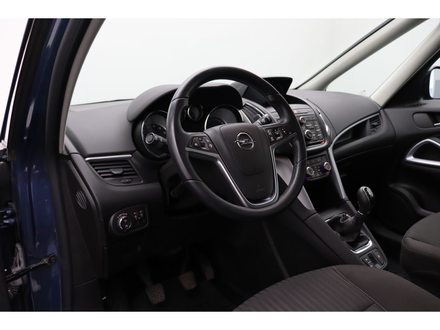 Fahrzeugabbildung Opel Zafira Tourer C 1.4 Turbo Edition 7-Sitzer