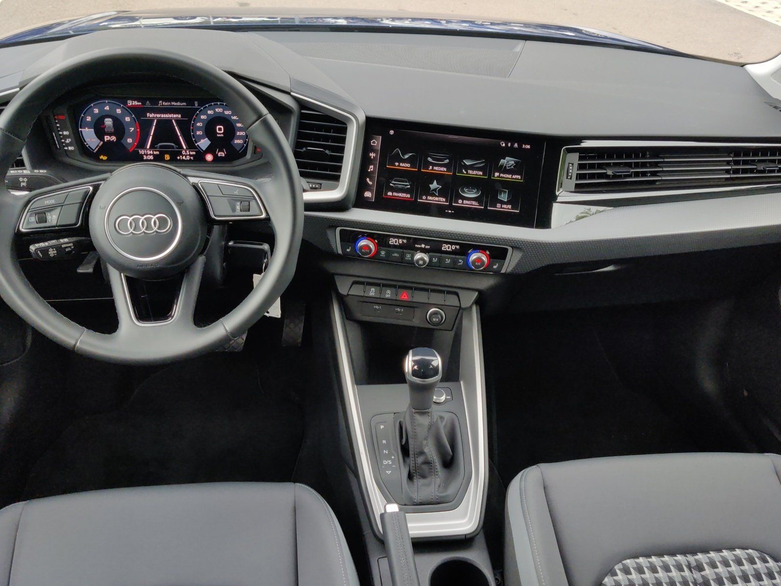 Fahrzeugabbildung Audi A1 allstreet 30 TFSI PDC,SHZ,ACC,Klimaaut.,LM