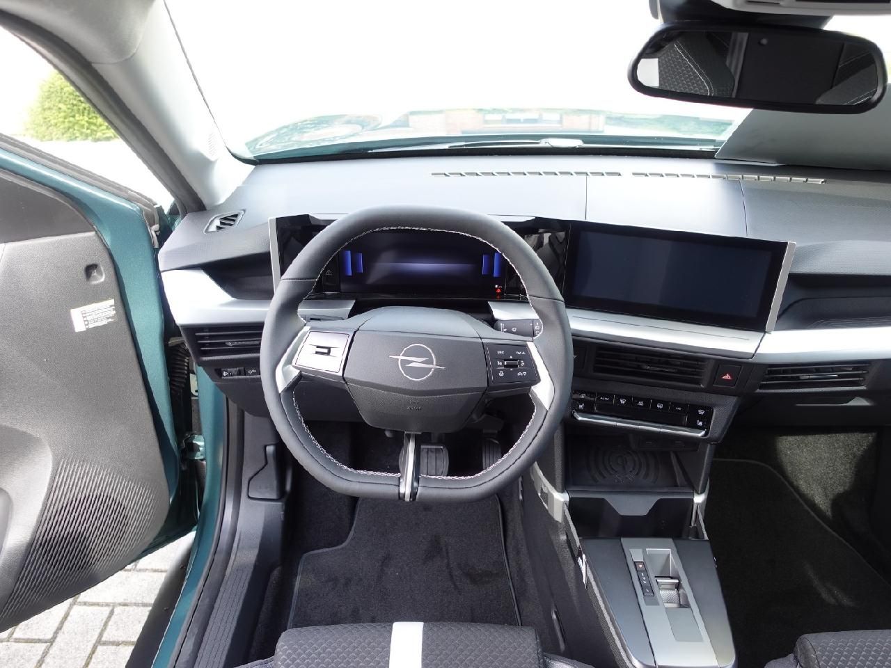 Fahrzeugabbildung Opel Frontera 1,2 GS Line MHEV
