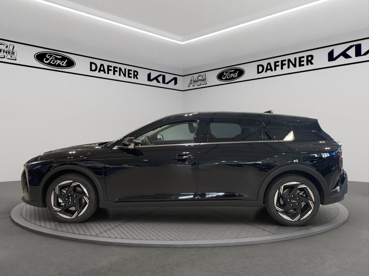 Fahrzeugabbildung Kia K4 1.6 T-GDI 110 kW Spirit Navi 360 Kamera LED